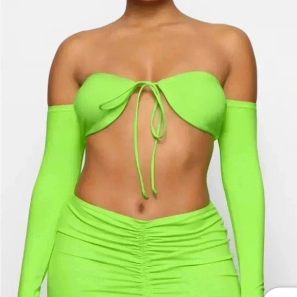 Neon Green Off-Shoulder Top - Picture 2 of 5